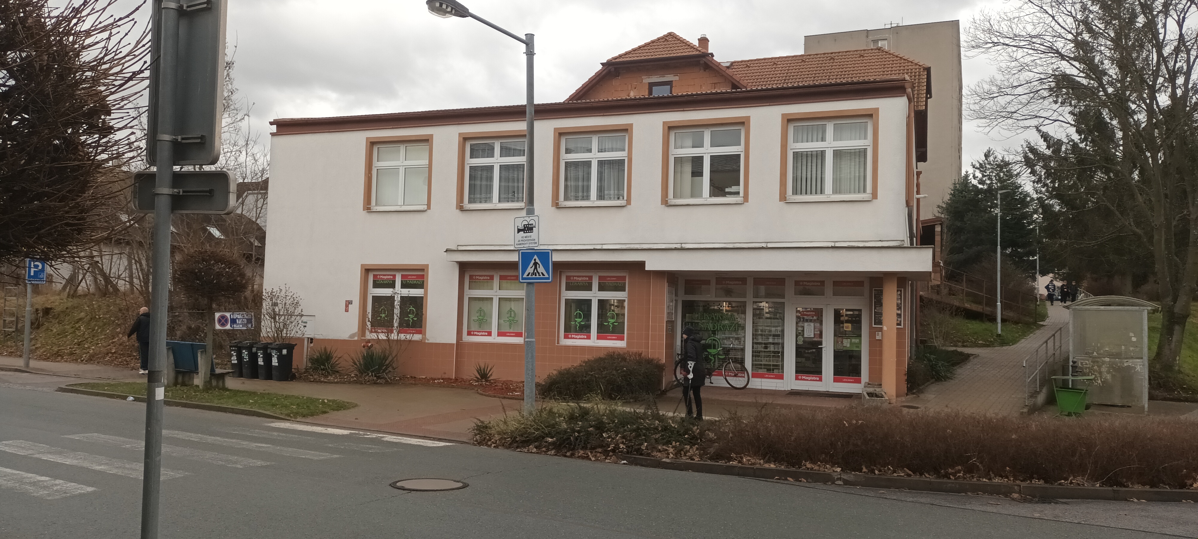 Lékárna U nádraží foto 3