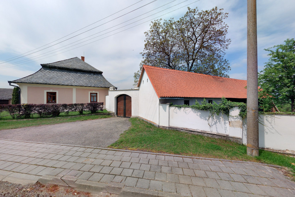 Pyšel - obecní úřad foto 3