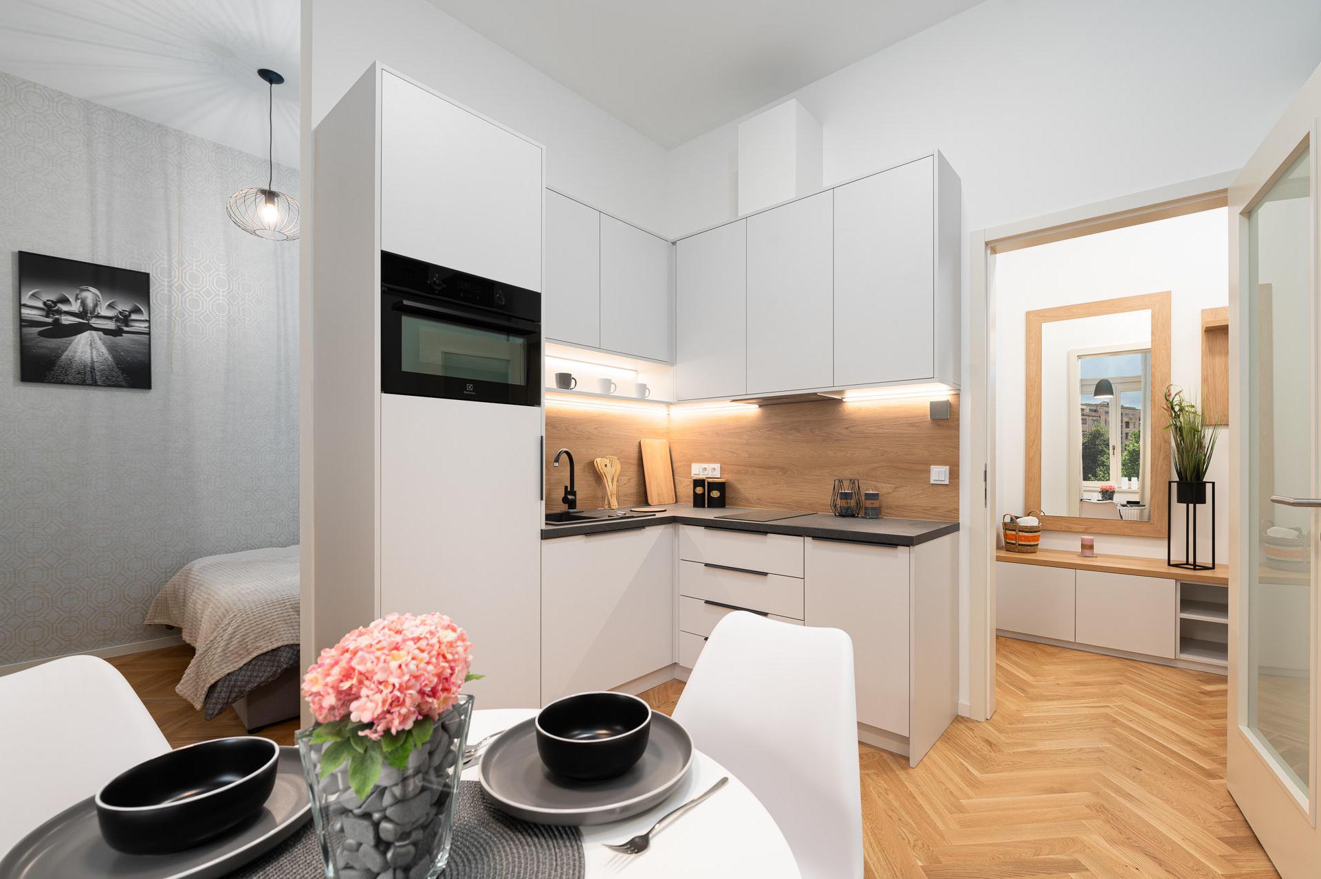 WUDI ® kuchyně & interiéry & truhlářství