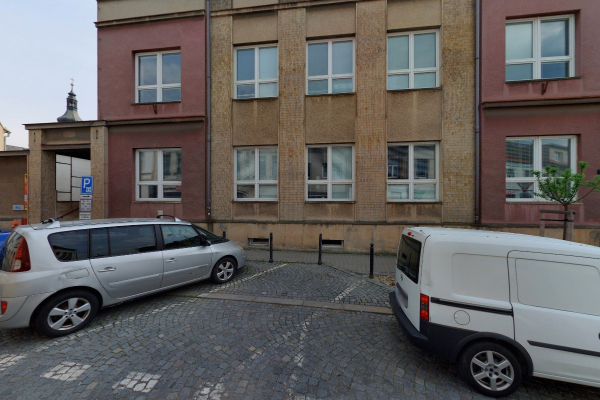 Pošta Hořice v Podkrkonoší foto 2