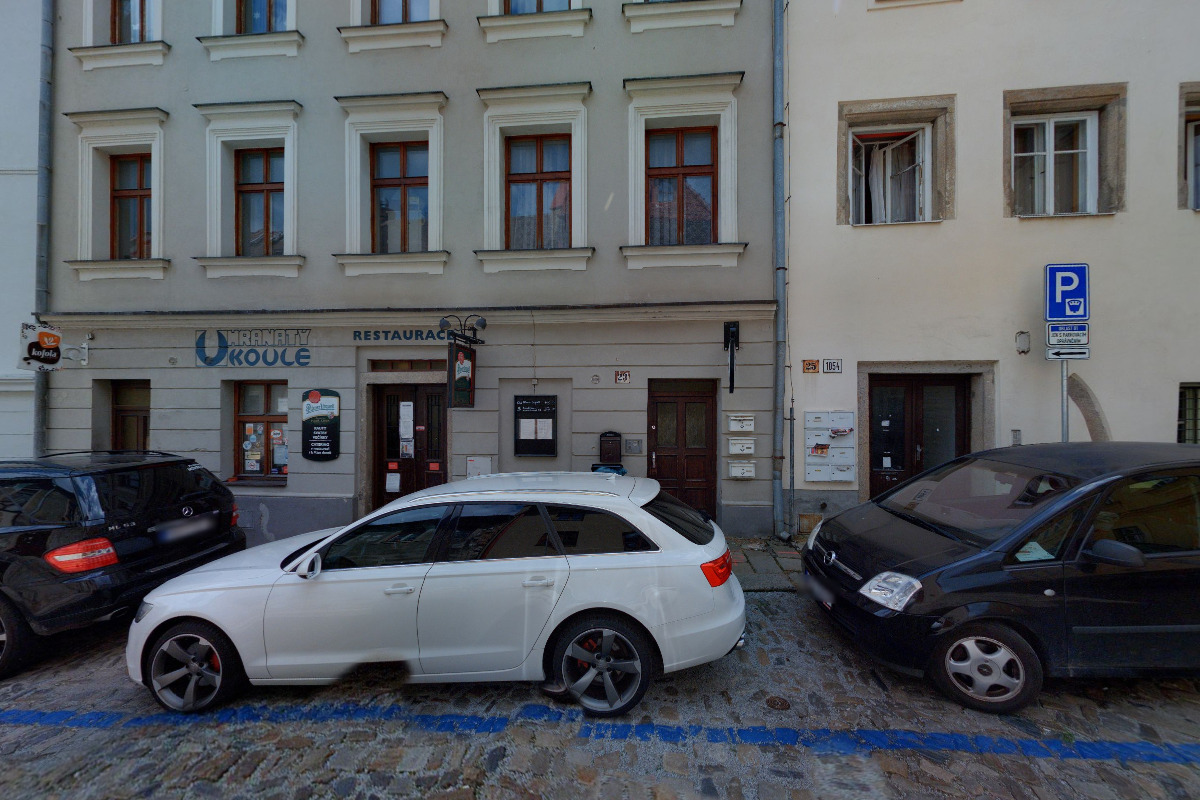 Hradební restaurace U Hranatý koule foto 1