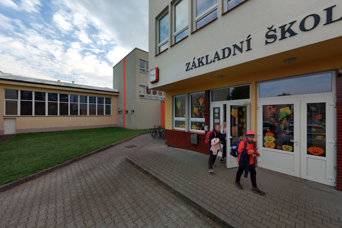 ZŠ a MŠ Ždírec nad Doubravou foto 2