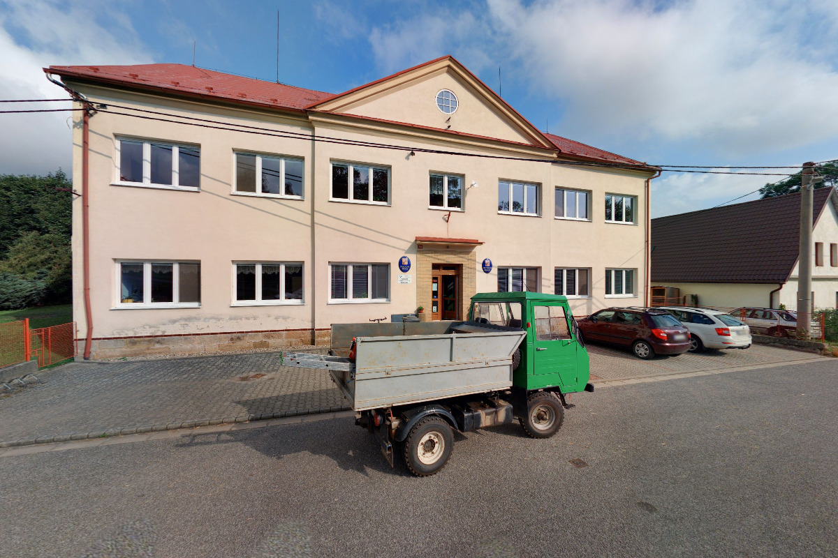 Základní škola a Mateřská škola, Vernéřovice, okres Náchod