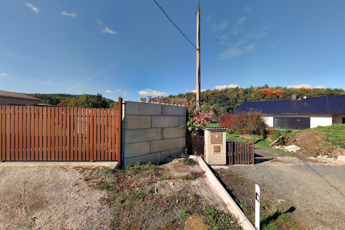 PODEJ NÁM RUKU, z. s.