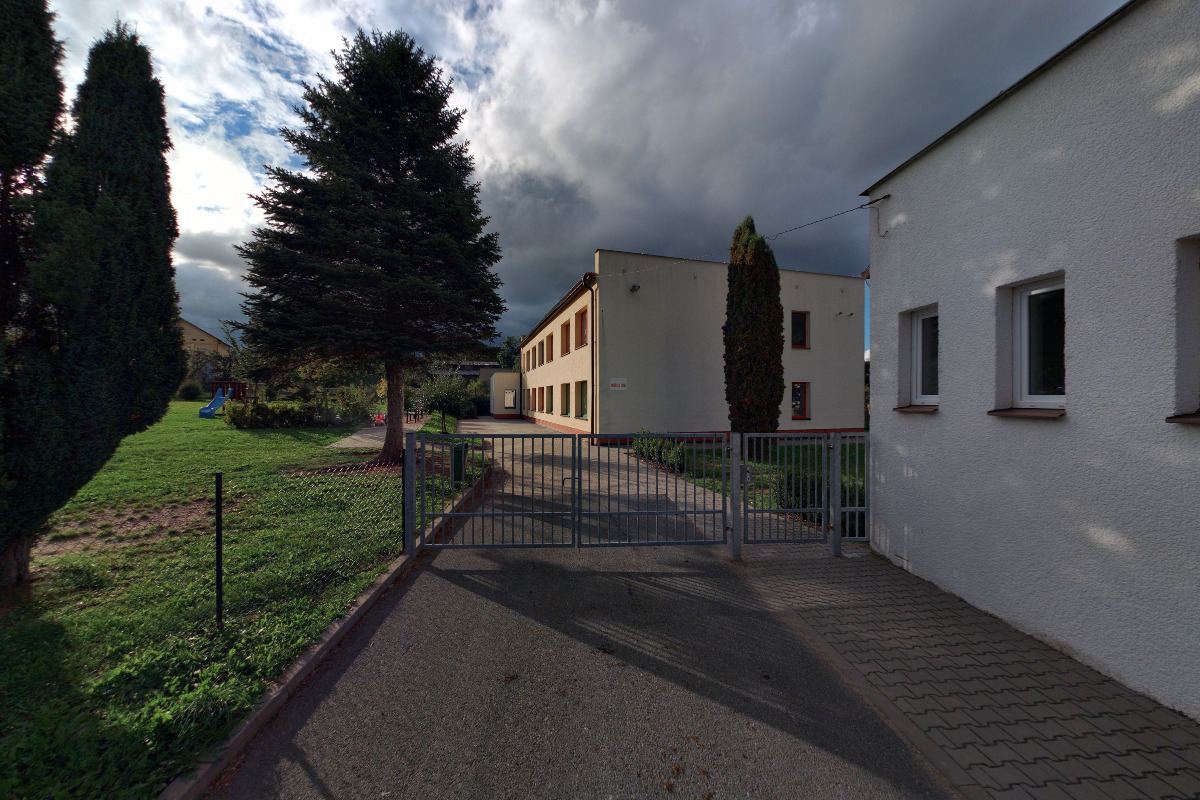 Základní škola a Mateřská škola Bohuslava Reynka, Lípa