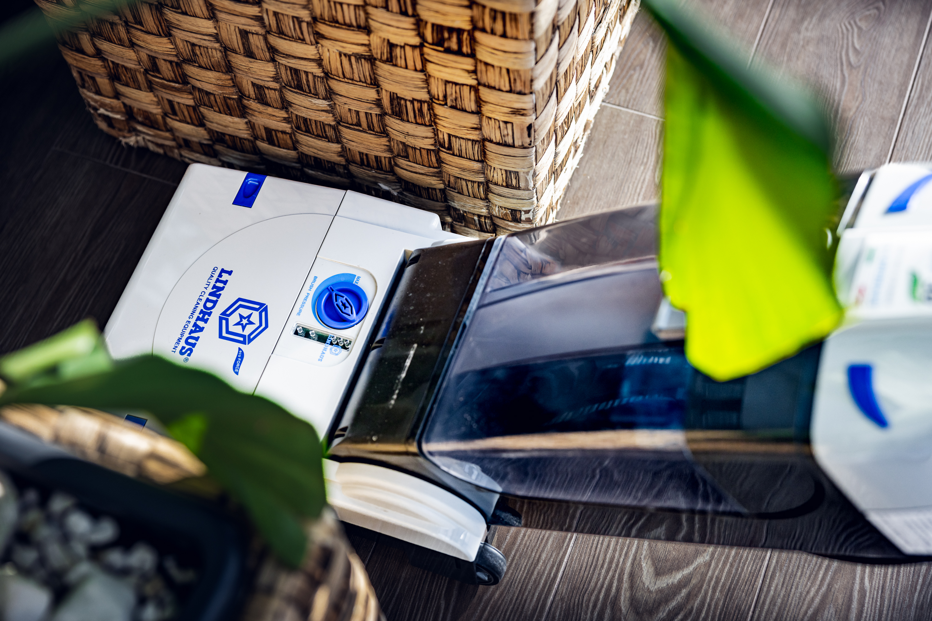 Lindhaus - profesionální úklidová technika foto 3