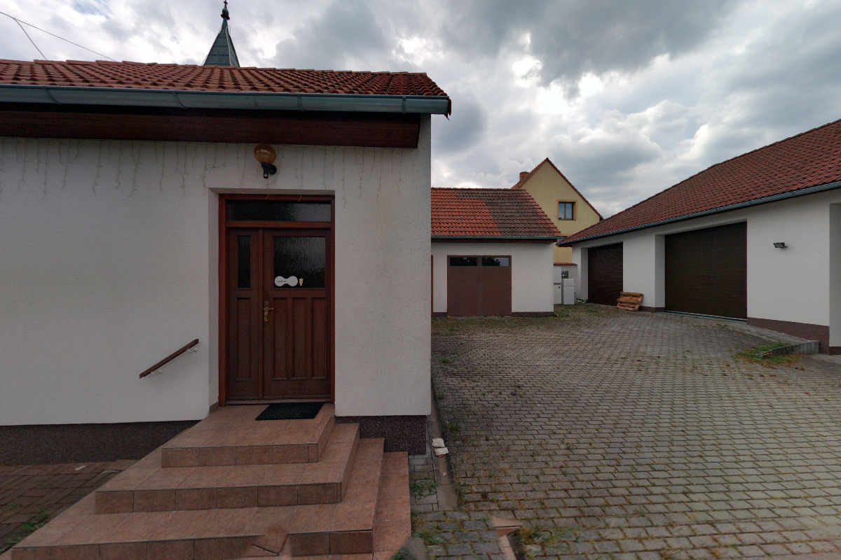 Malé Výkleky - obecní úřad foto 4