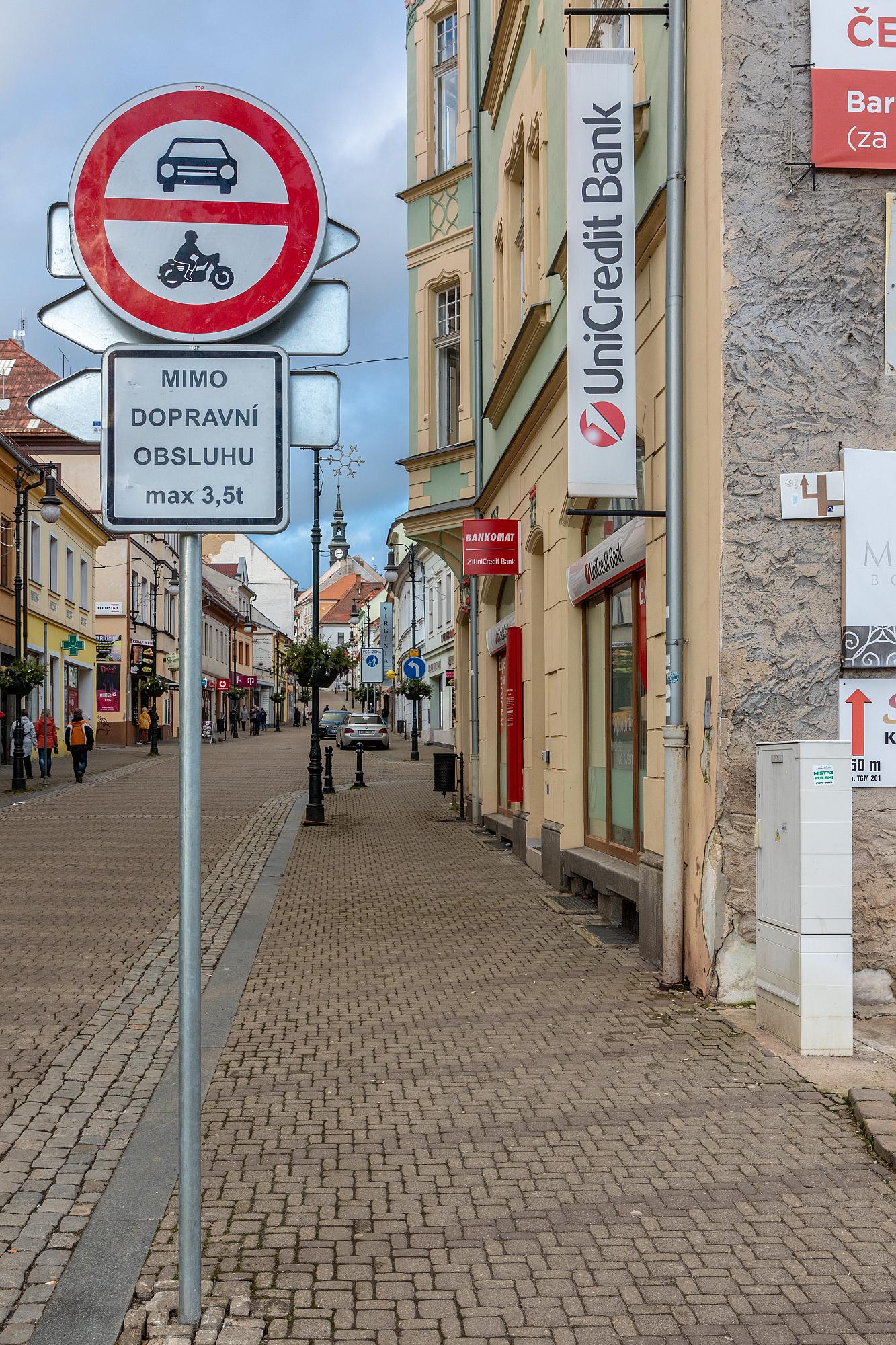 UniCredit Bank Czech Republic and Slovakia, a.s. foto 5