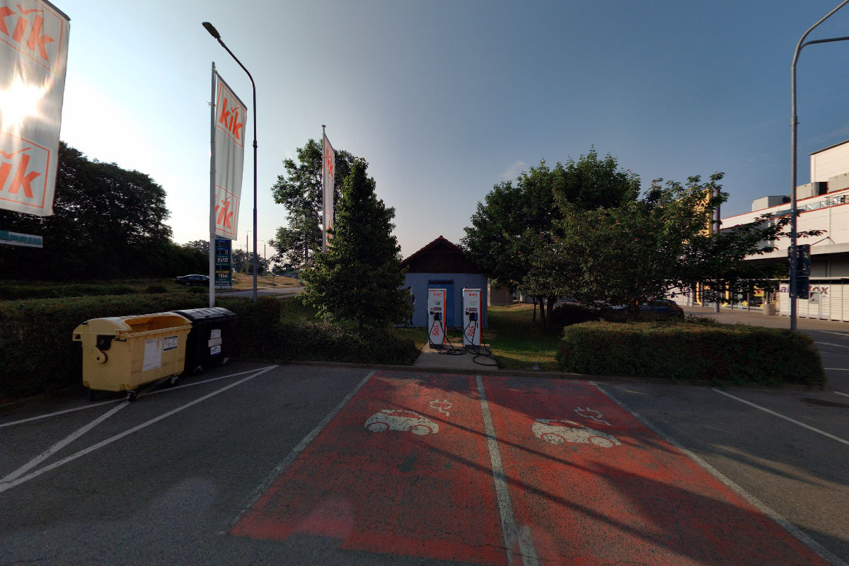 Dobíjecí stanice E.ON Drive