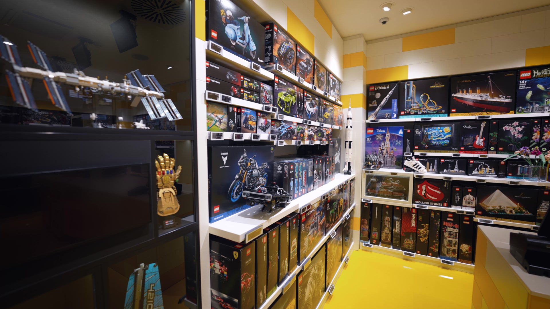 KITSTORE foto 2 (náhled videa)