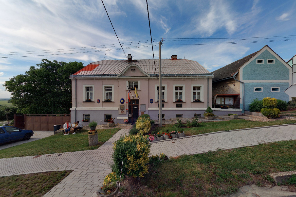 Obecní knihovna Podmoky foto 2