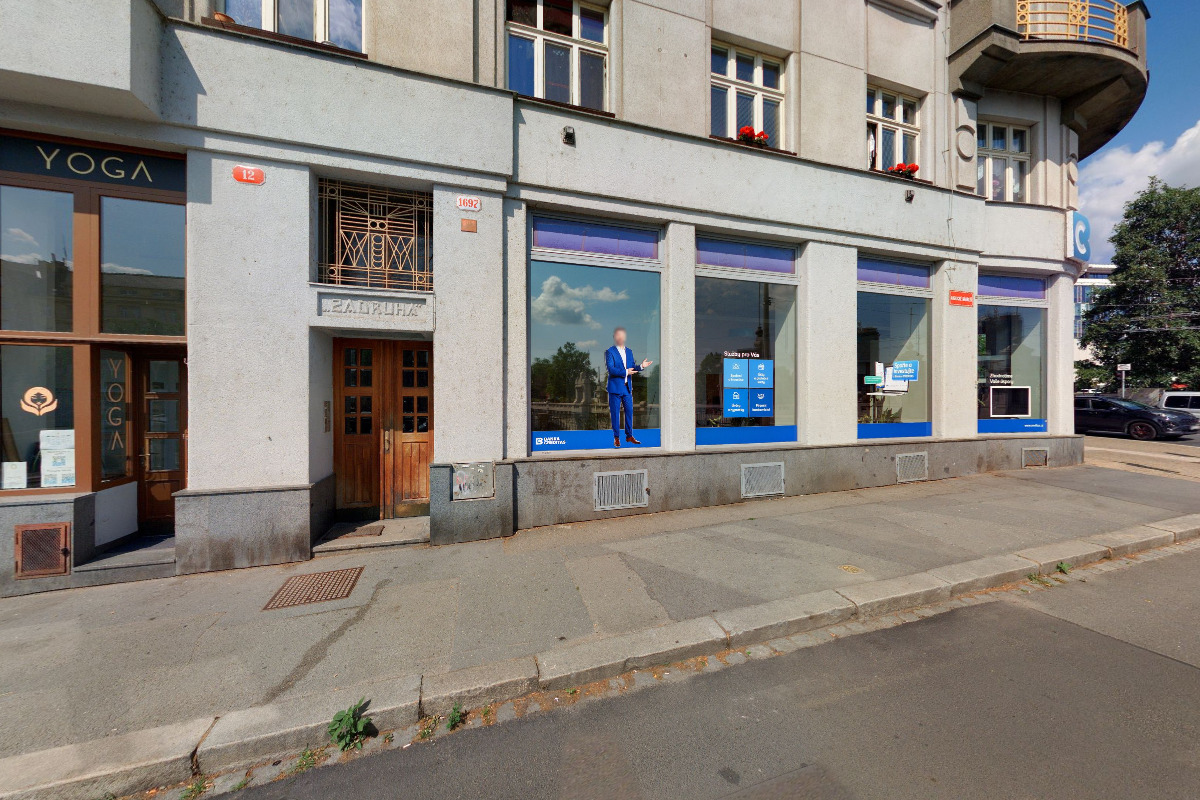 Skateboard Klub Sidewalk