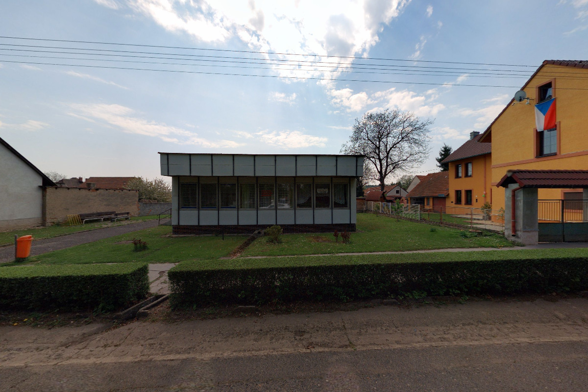 Obecní knihovna Horní Beřkovice foto 2