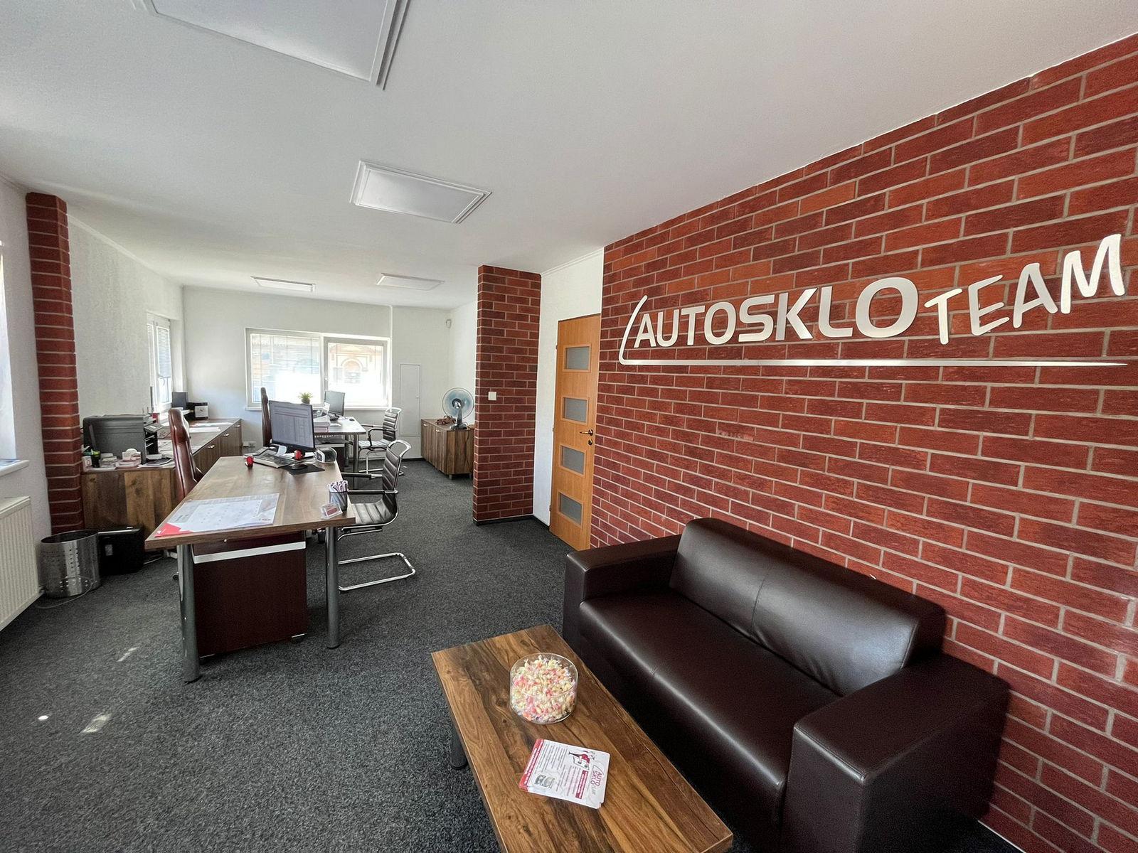 AUTOSKLO TEAM foto 2