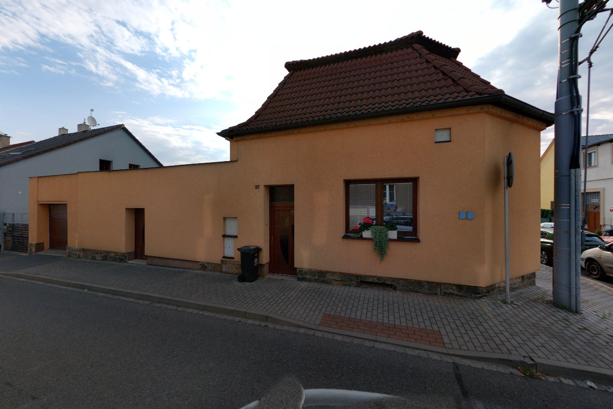 Jana Pangrácová - výroba plastových dílů foto 1