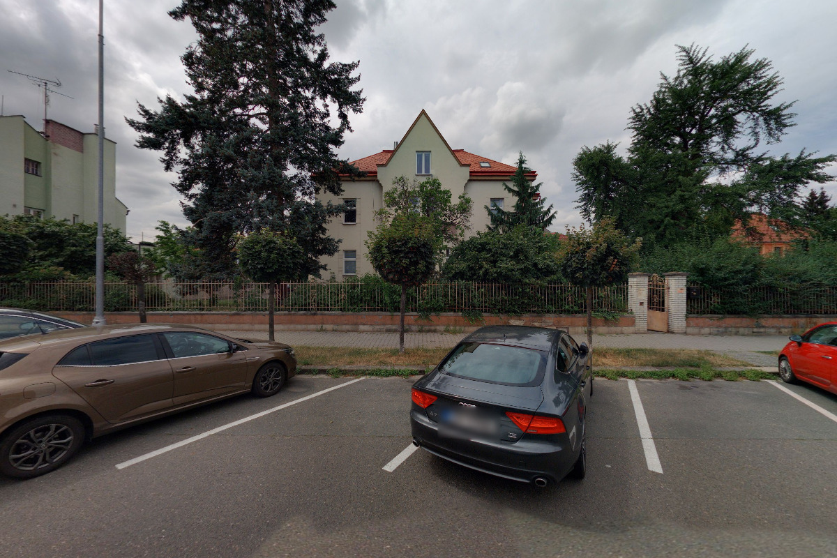Státní veterinární ústav Praha pobočka Hradec Králové foto 3