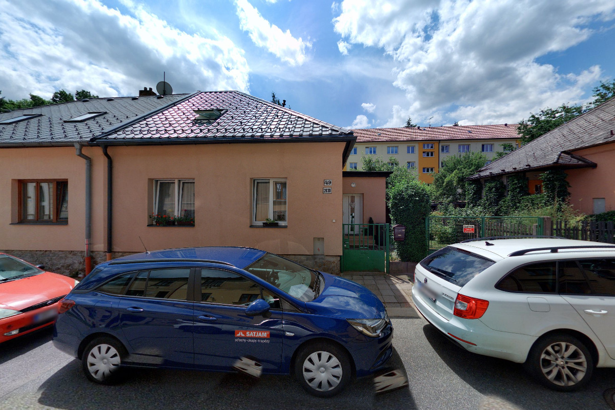 Čaroit - Hana Raslan