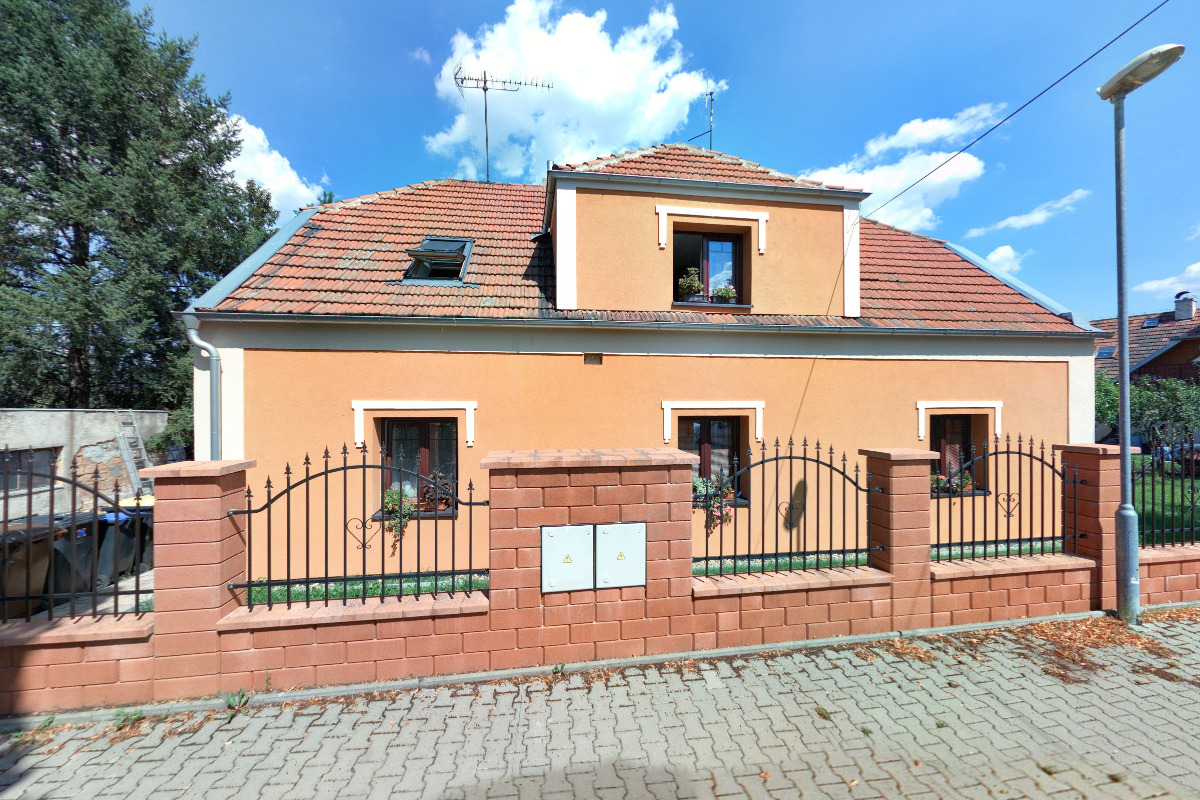 Pavel Holeček - AVOC cz