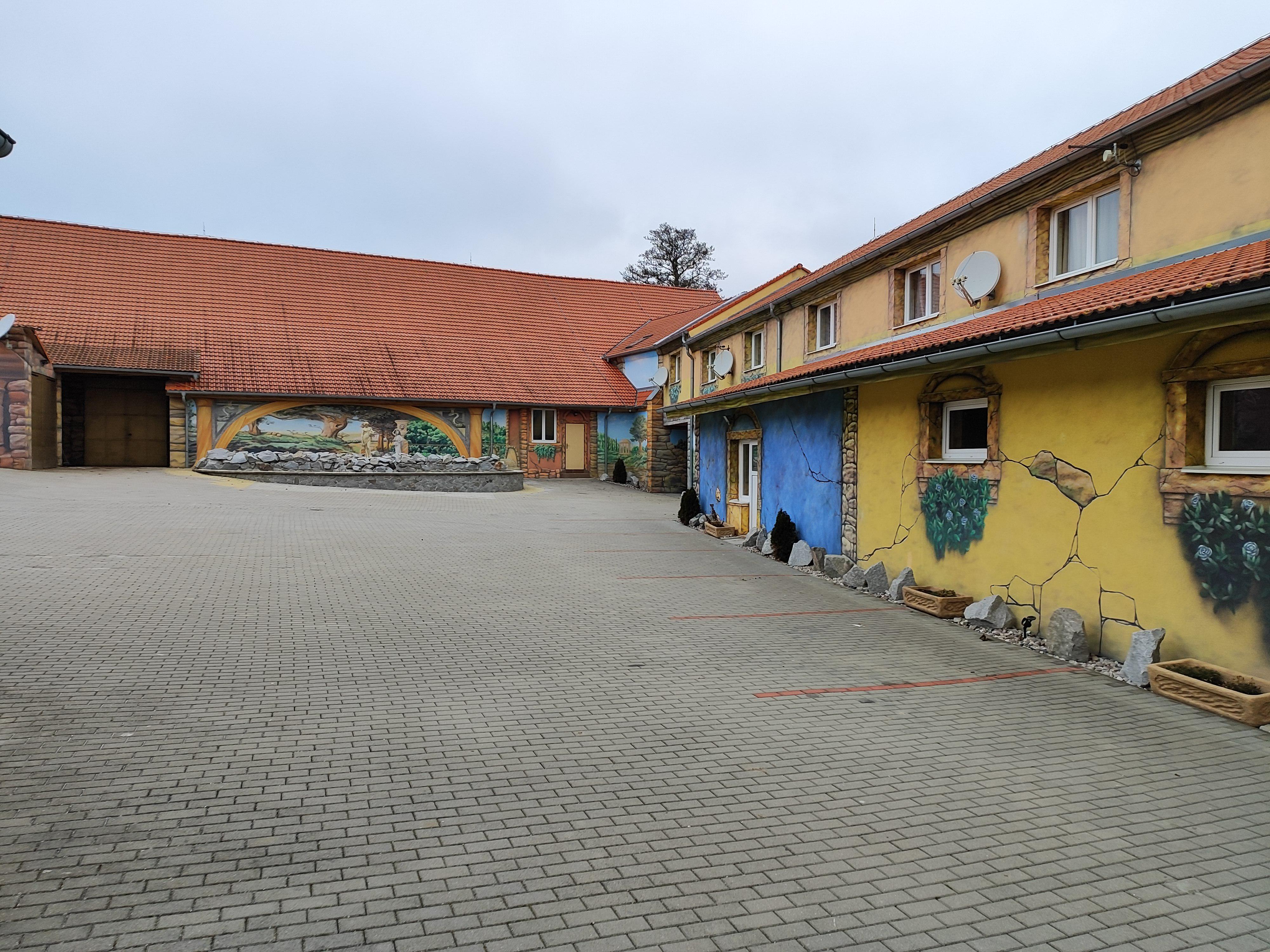 Restaurace Zlatý Lev foto 3
