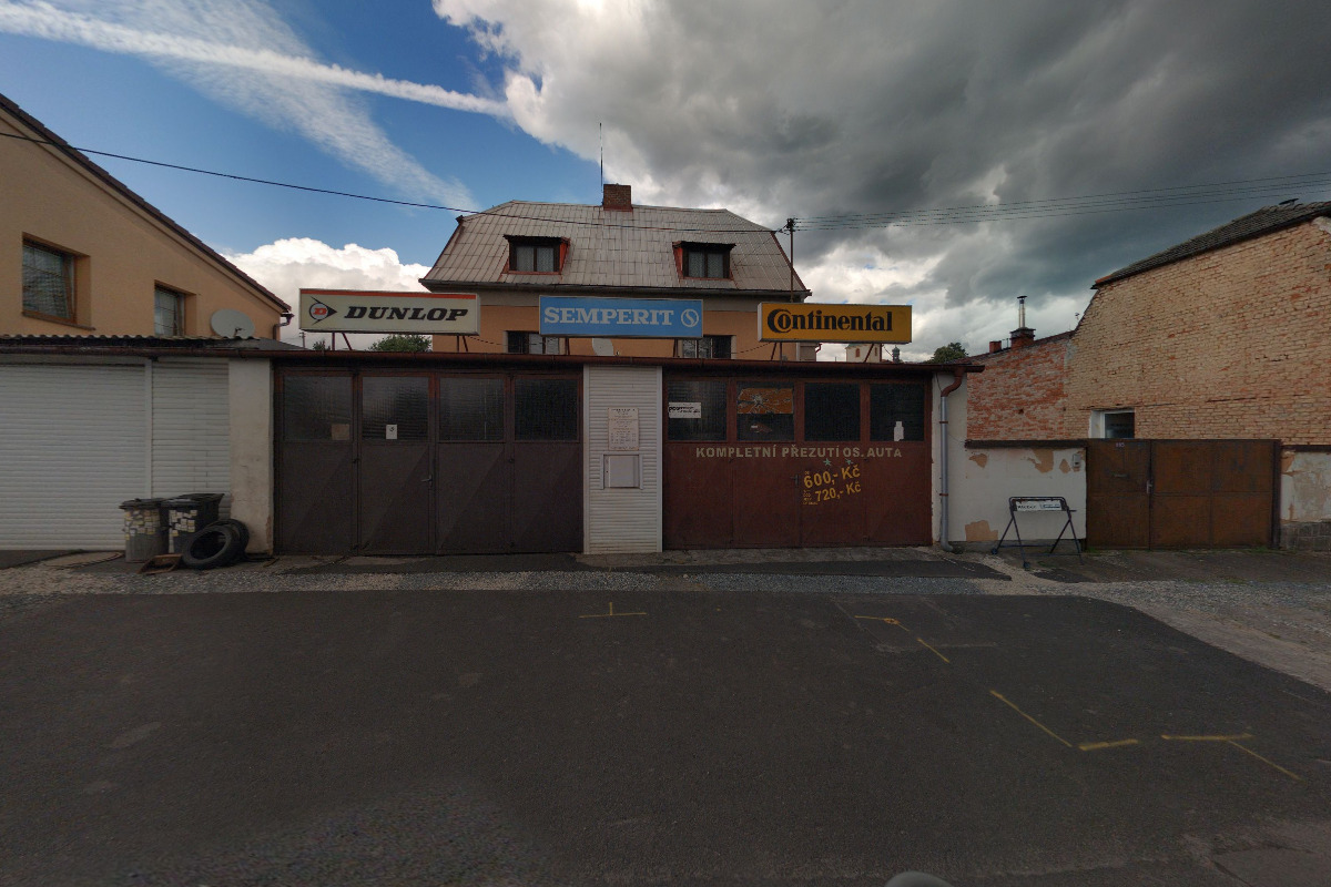 Petr Šec- Pneuservis