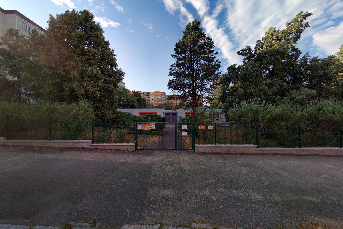 Základní umělecká škola , Plzeň , Jagellonská 14 foto 2