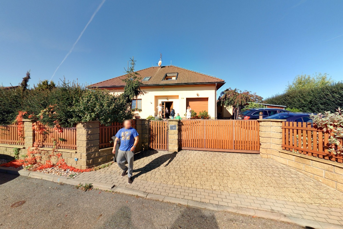 Zakázkové krejčovství Alena Caklová