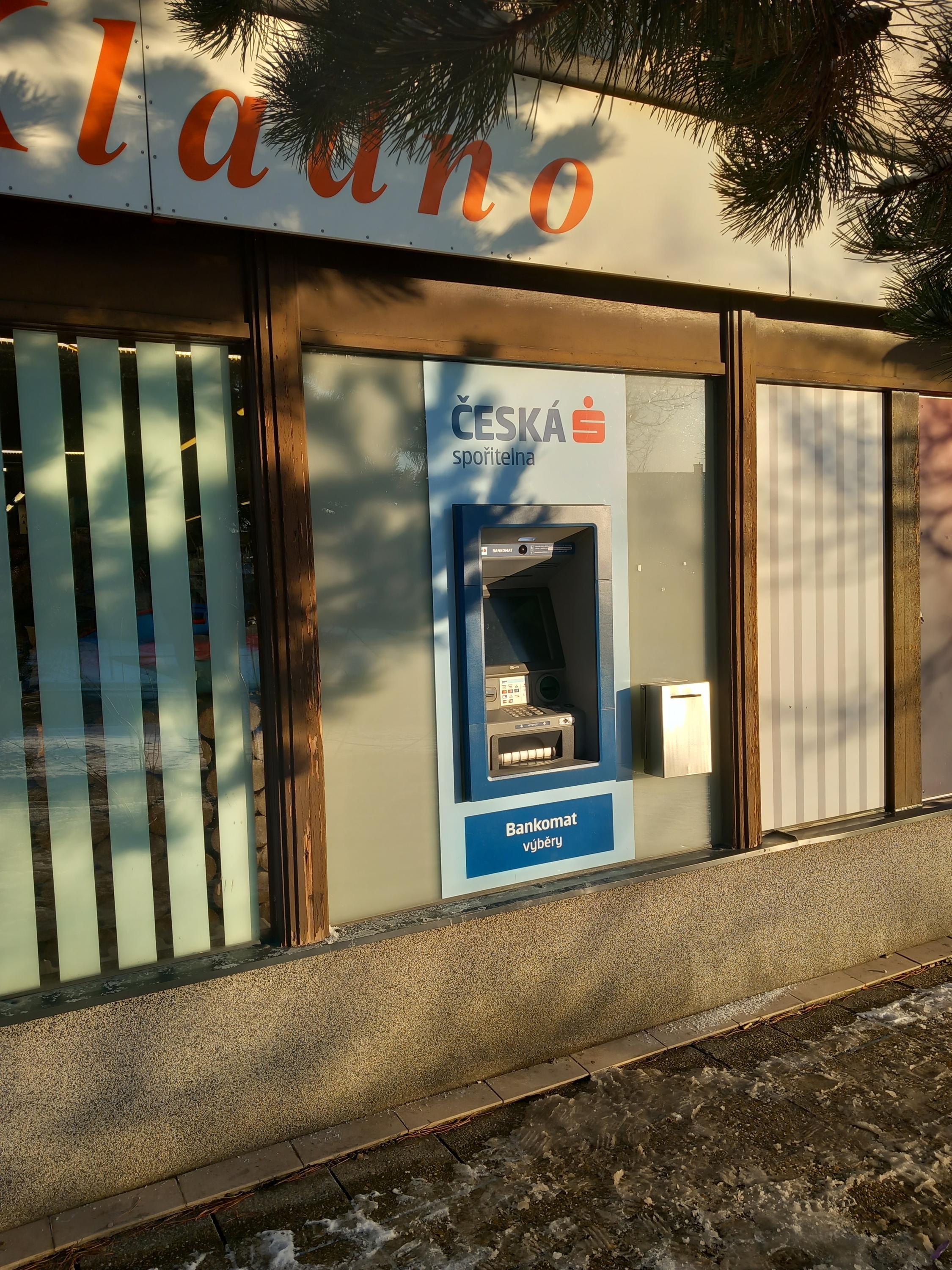 Bankomat České spořitelny foto 1