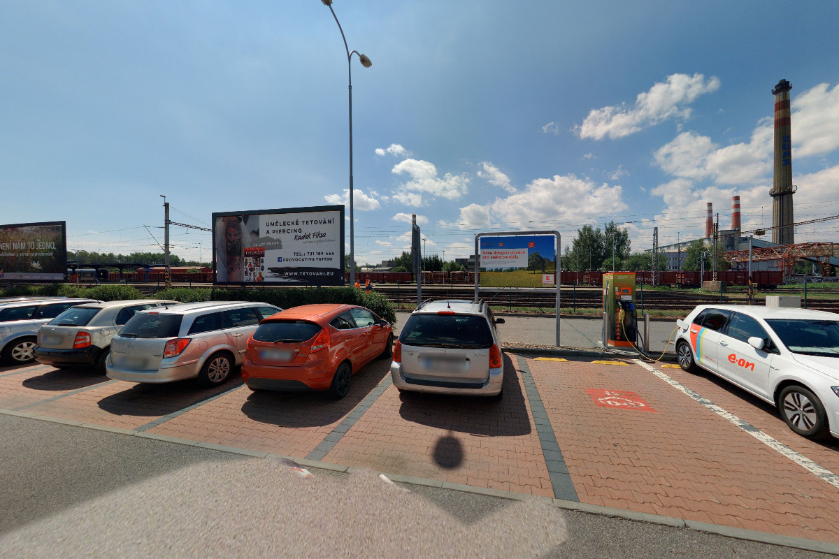 Nabíjecí stanice ČEZ foto 2