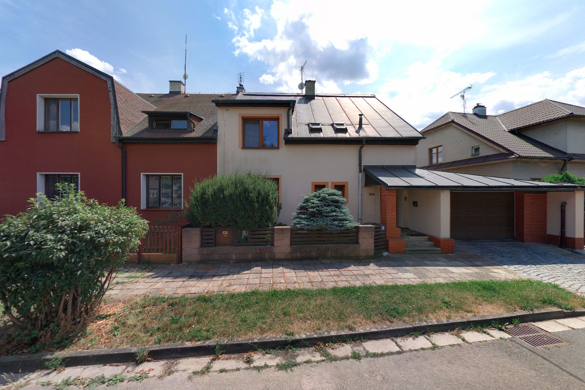 Střední odborné učiliště služeb, spol. s r.o.