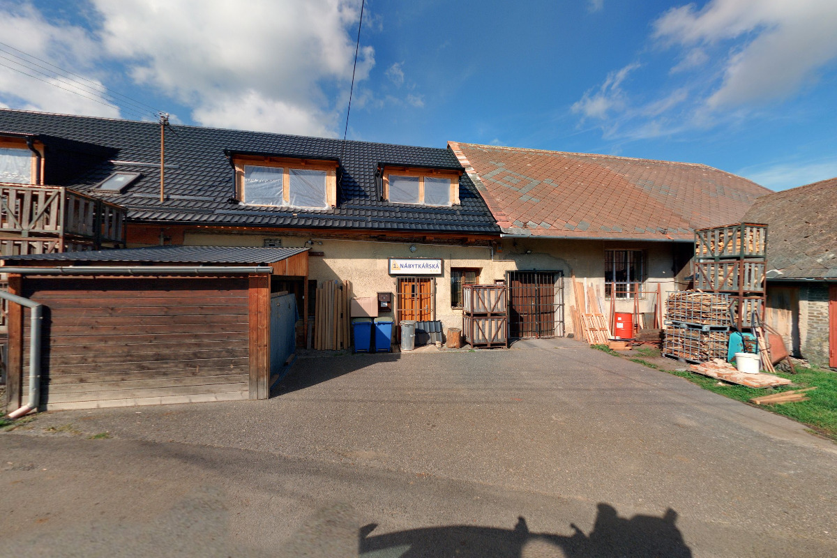 1. NÁBYTKÁŘSKÁ s.r.o.