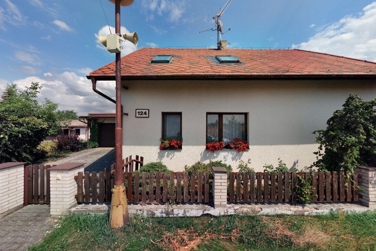 Restaurátorství a truhlářství TRAKT