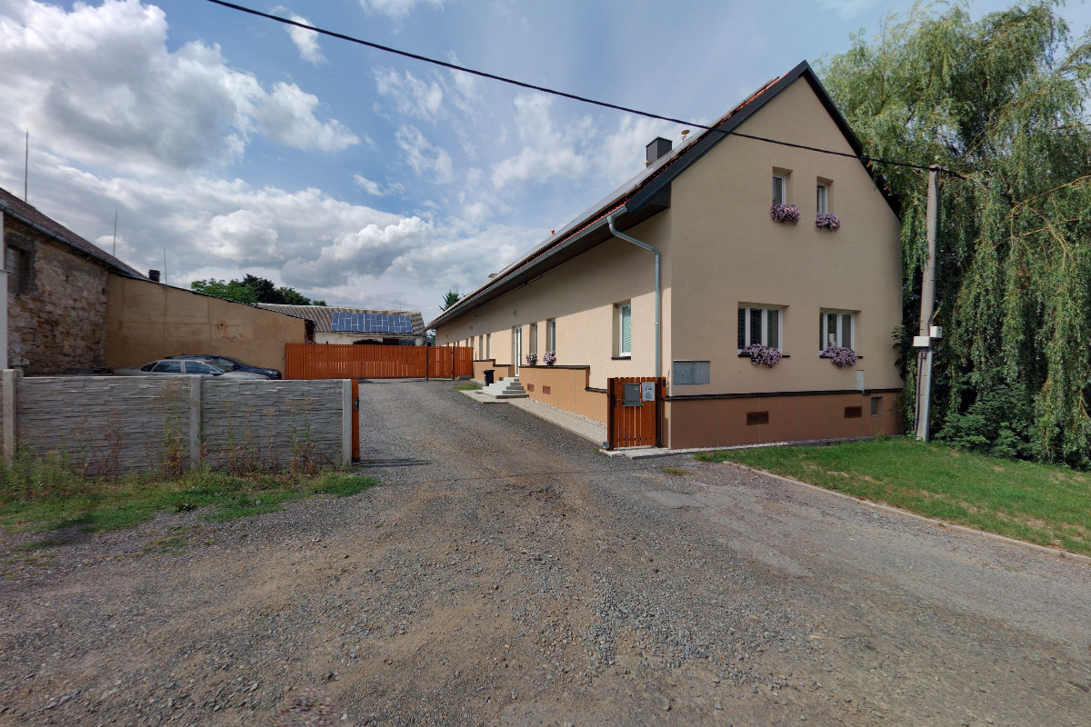 PEKR plus, s.r.o.