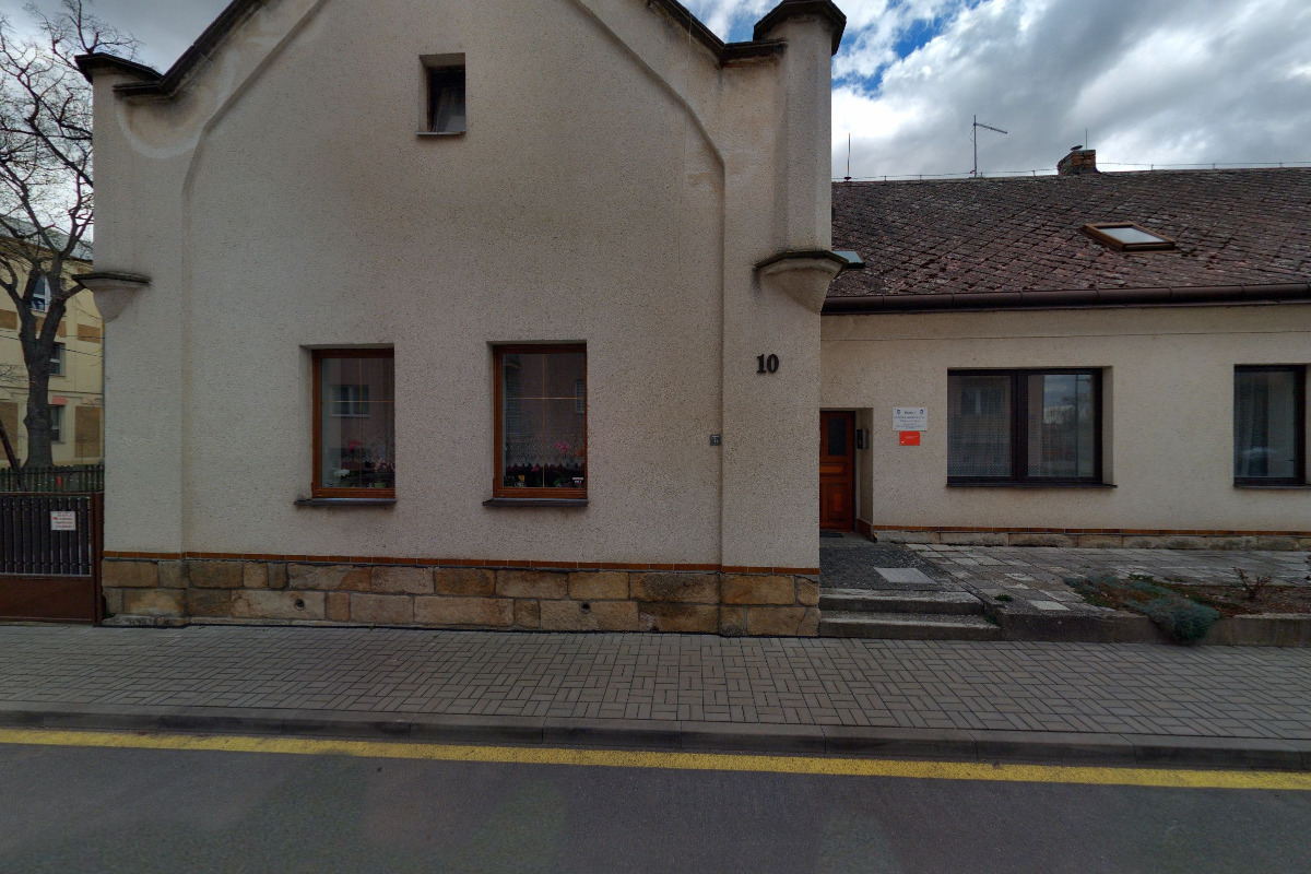 Domov sociálních služeb Skřivany