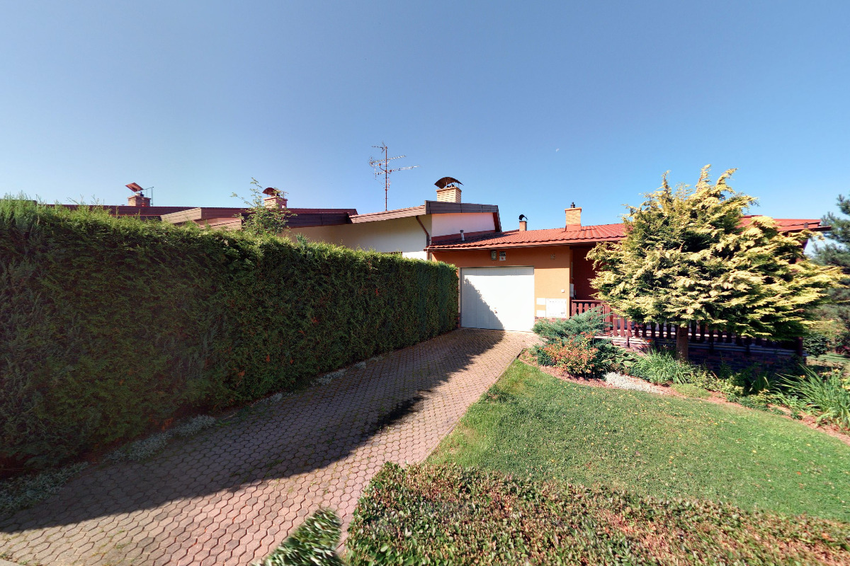 EFA Services, s.r.o.