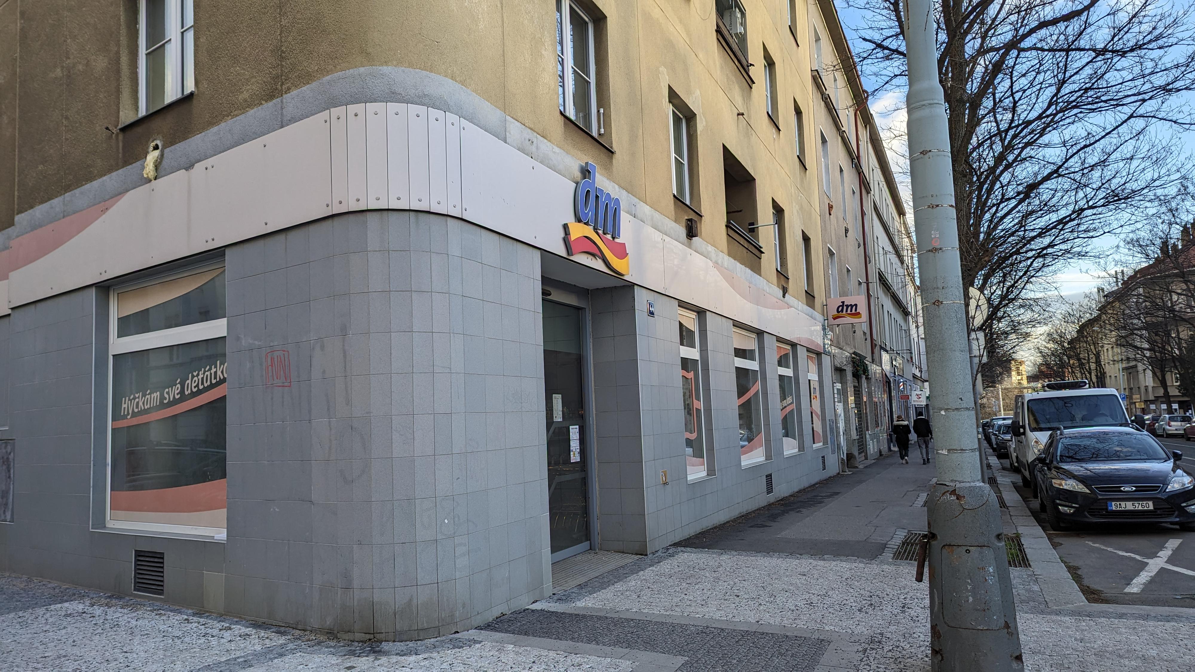 dm drogerie markt s.r.o. foto 6