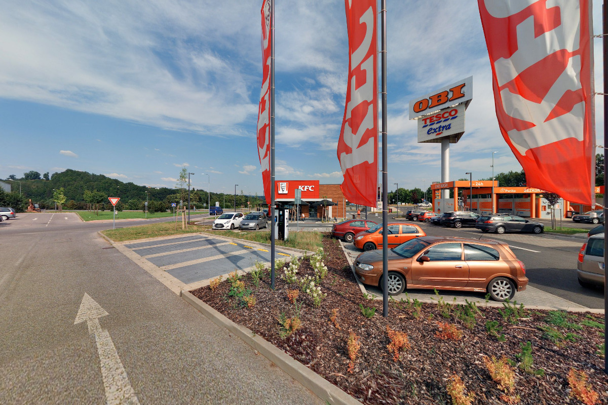 ChargeUp - nabíjecí stanice