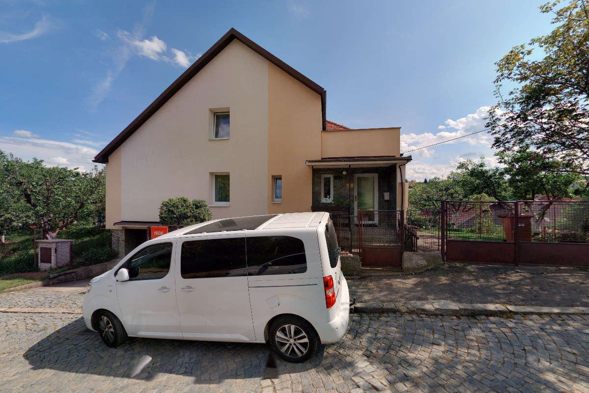 Mgr. Jitka Bukáčková