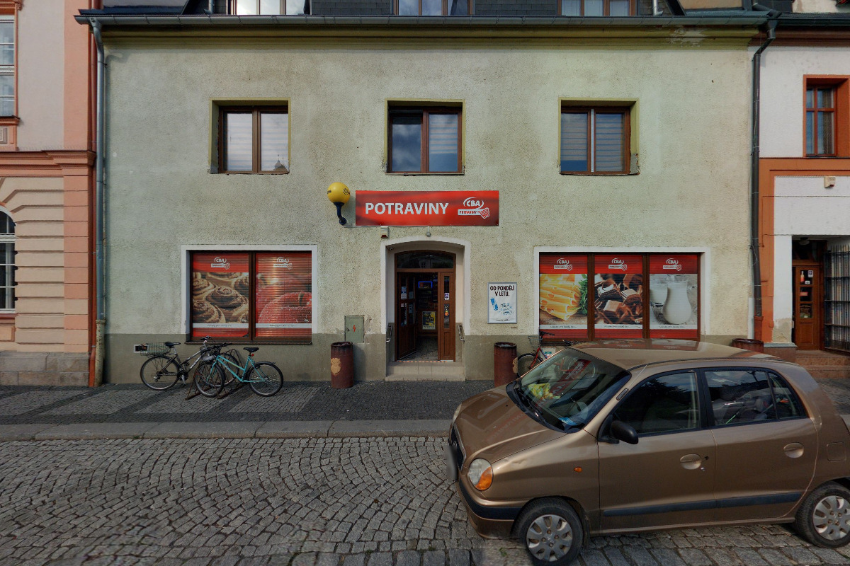 Potraviny náměstí 1. máje 	227