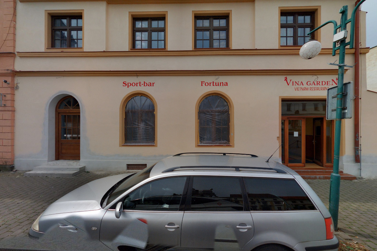 Vina Garden Restaurant