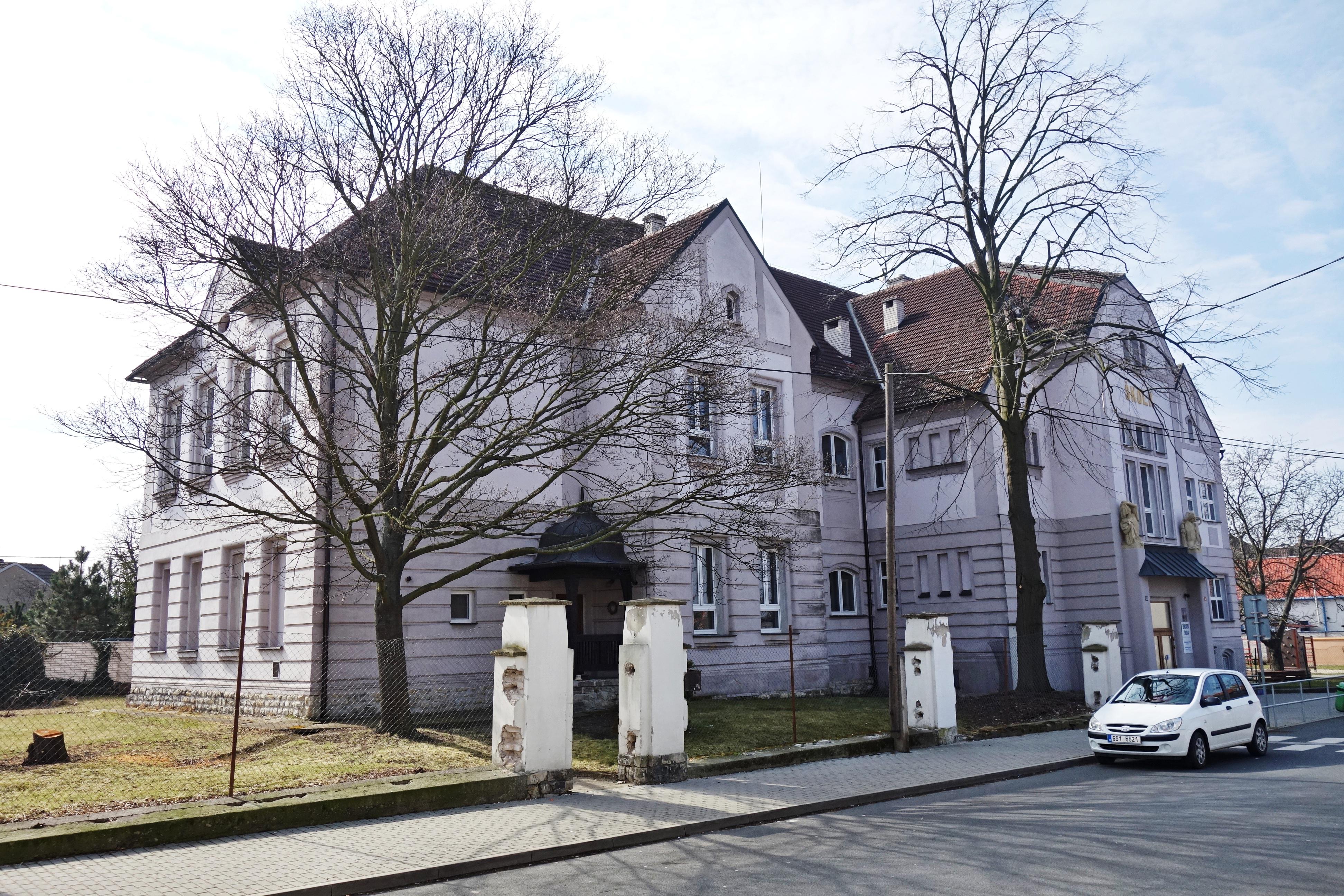 Základní škola Mělník - Pšovka, příspěvková organizace foto 2