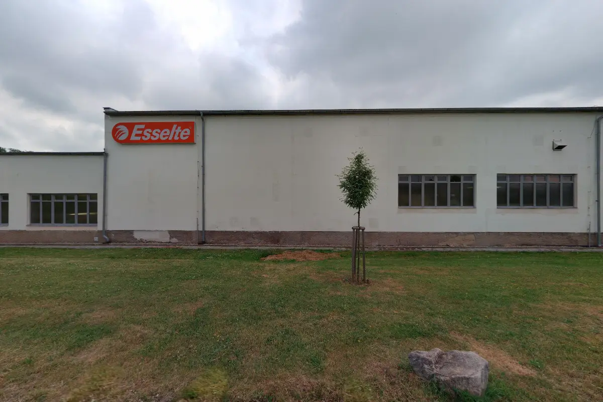 ESSELTE, s.r.o.