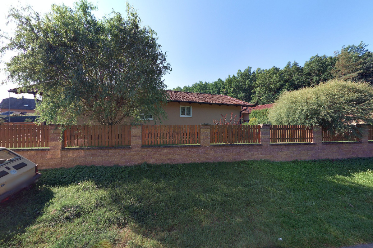 Tesařství a pokrývačství Česal