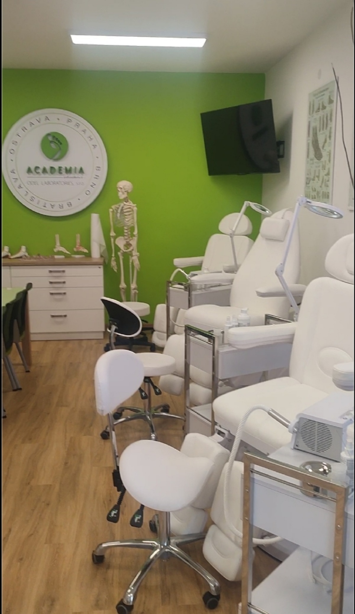 Academia Brno - pedikúra Božková & Macháčková foto 3