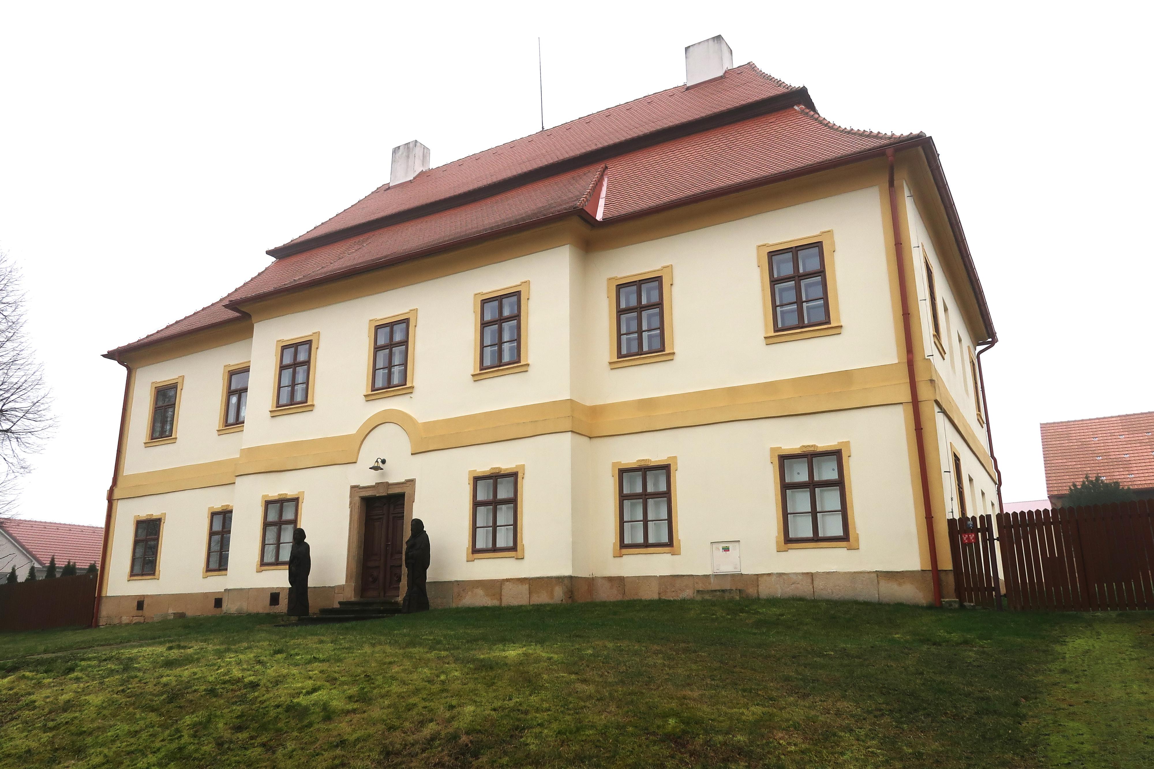 Obecní knihovna Žlunice foto 3