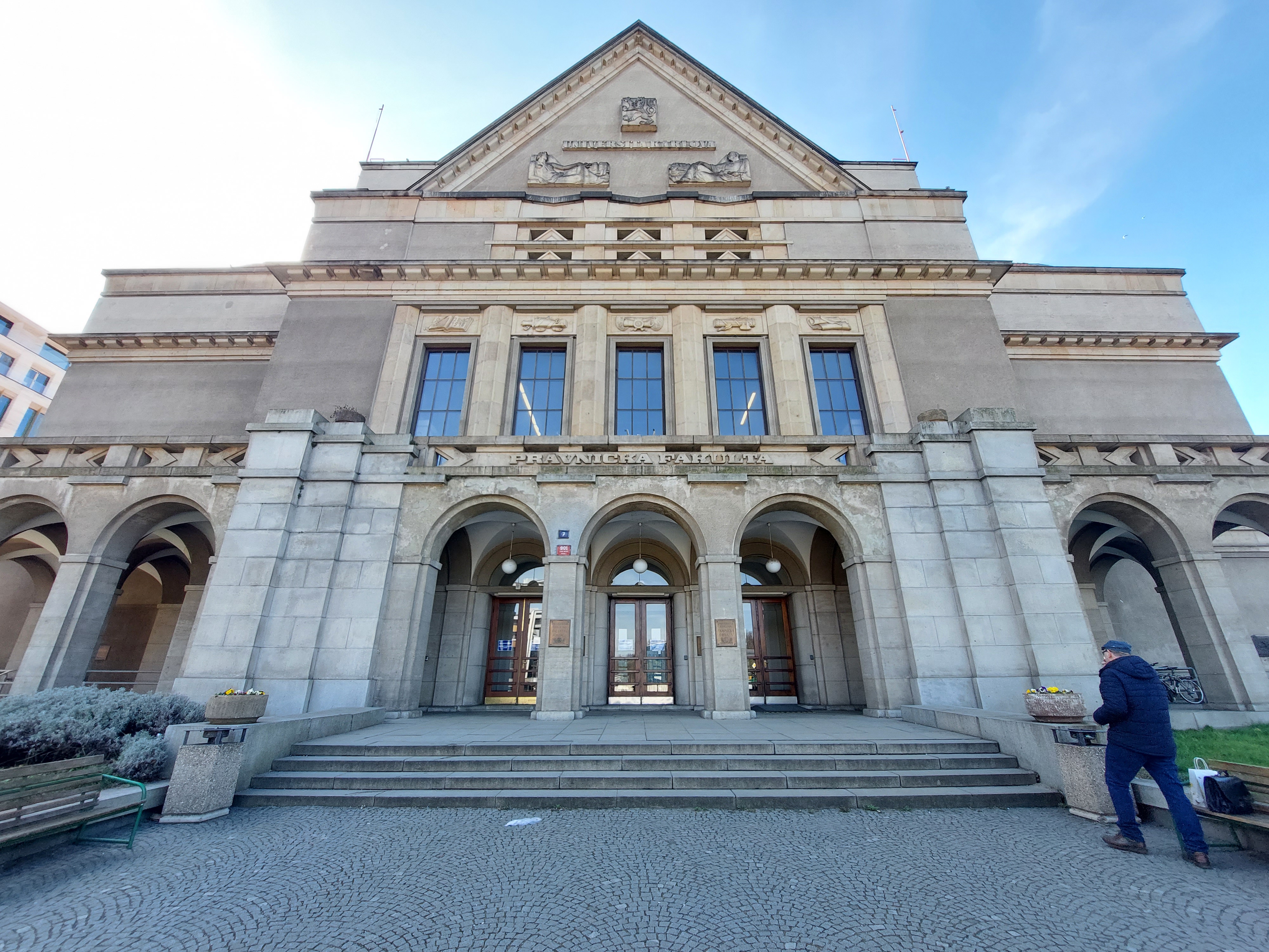 Univerzita Karlova, Právnická fakulta foto 5