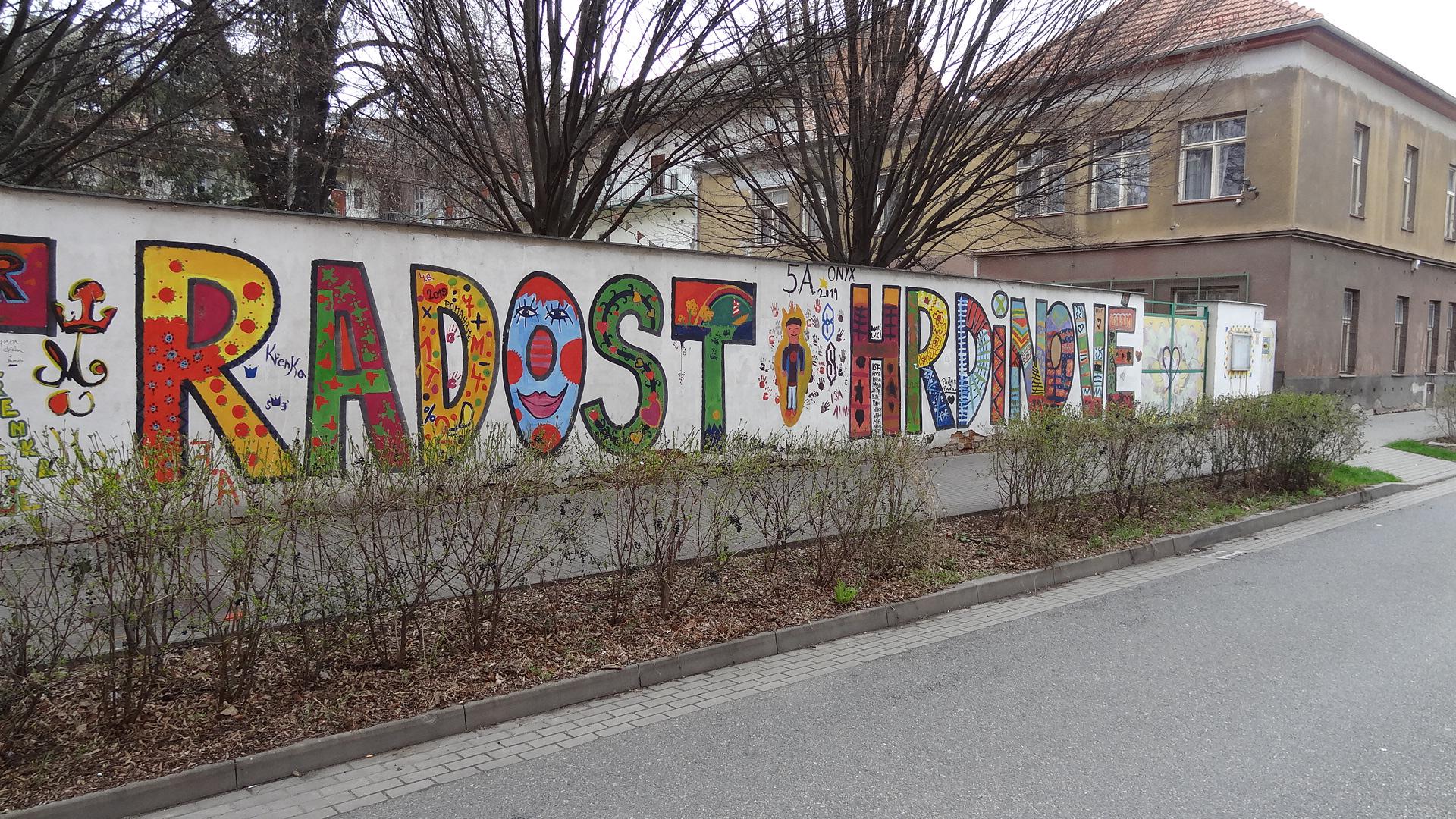 ZŠ a MŠ Brno, Křenová foto 3