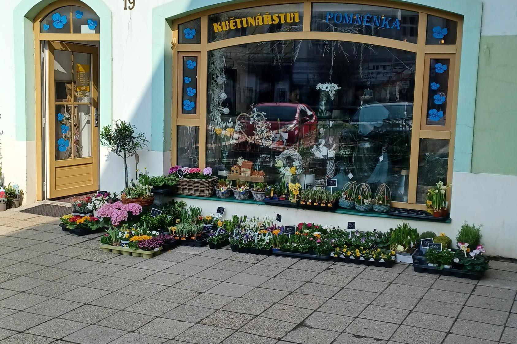 Květinářství Pomněnka foto 1