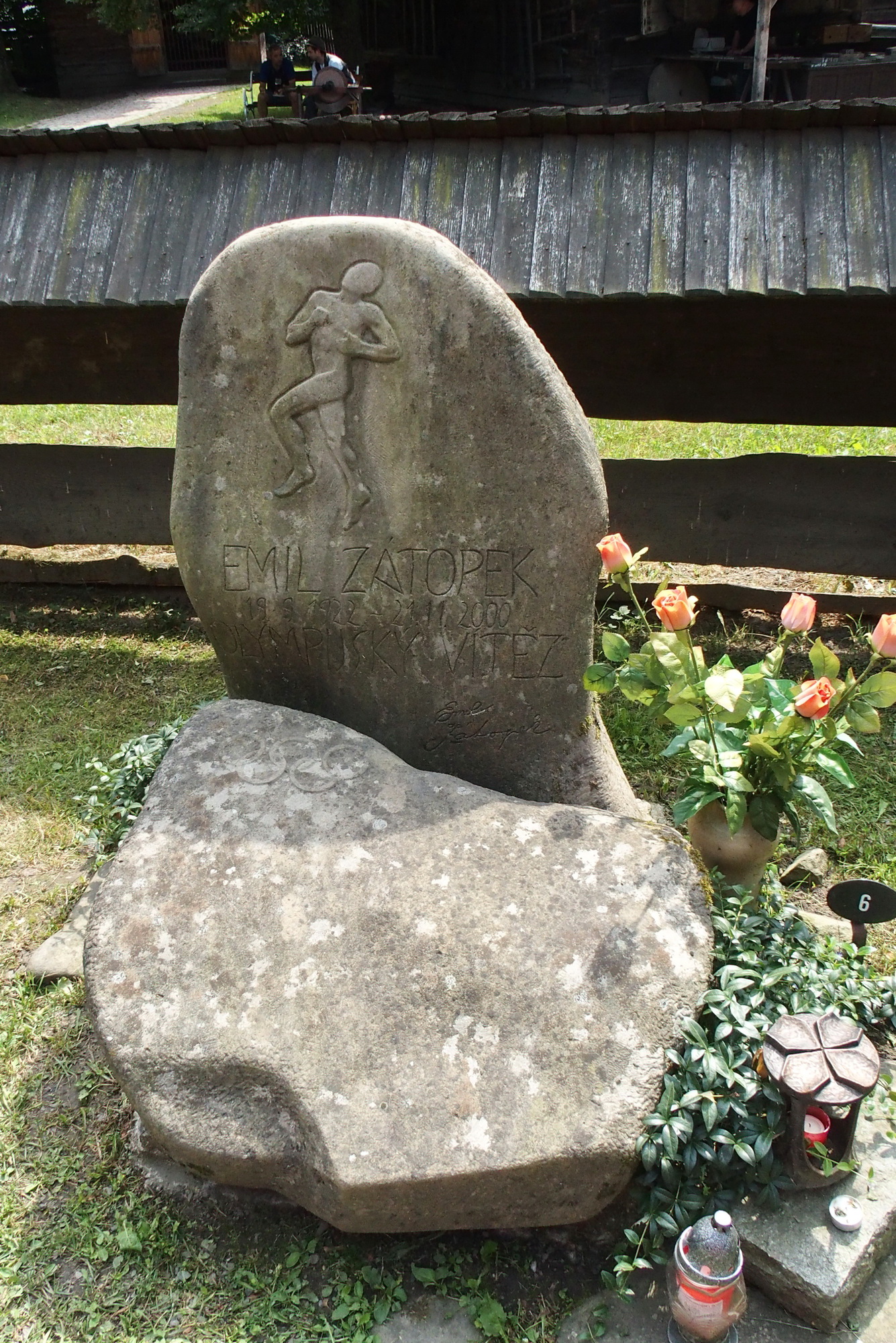 Valašské muzeum v přírodě - Dřevěné městečko foto 5