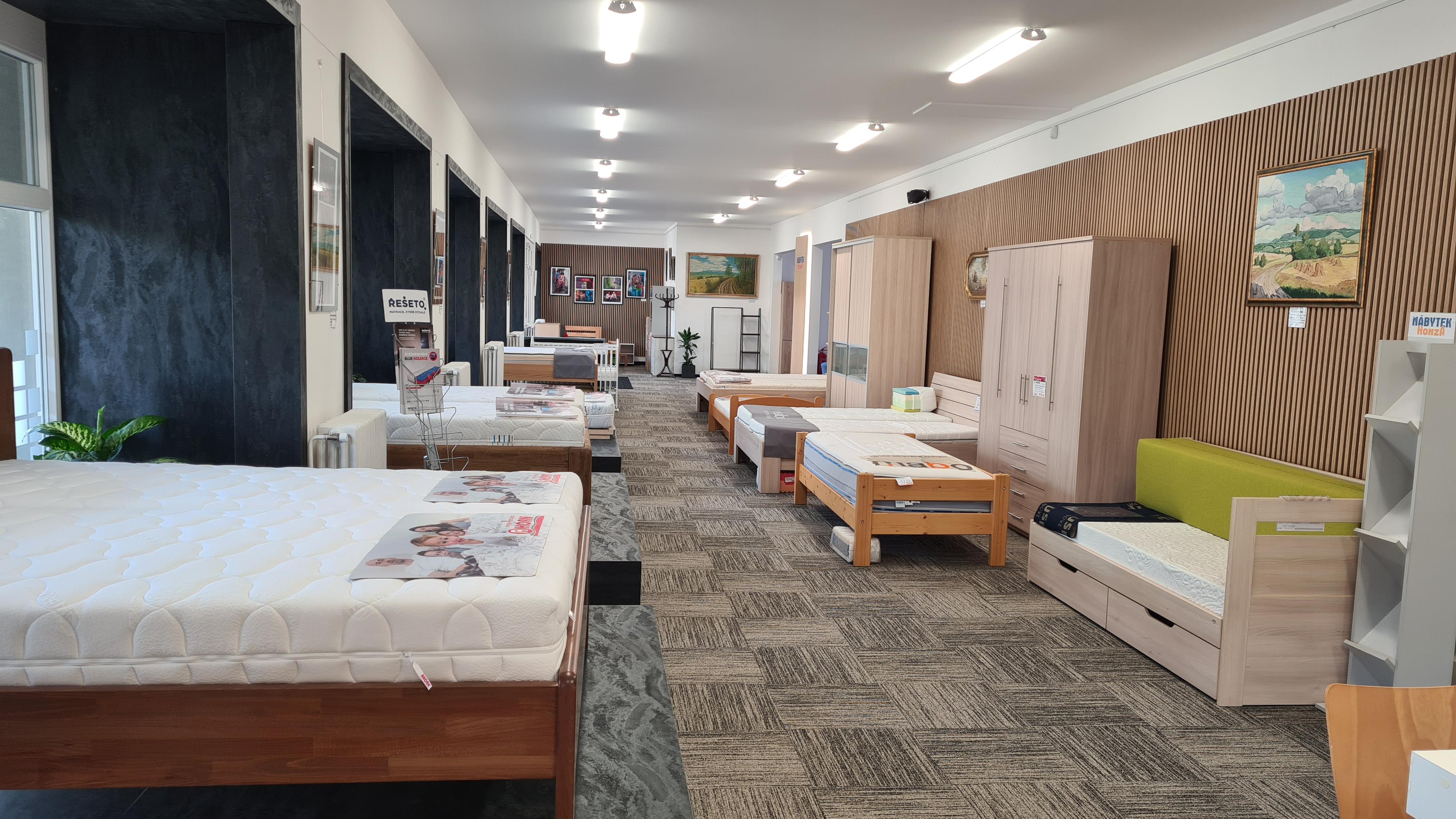 NÁBYTEK HONZA - ZDRAVÉ SPANÍ foto 5