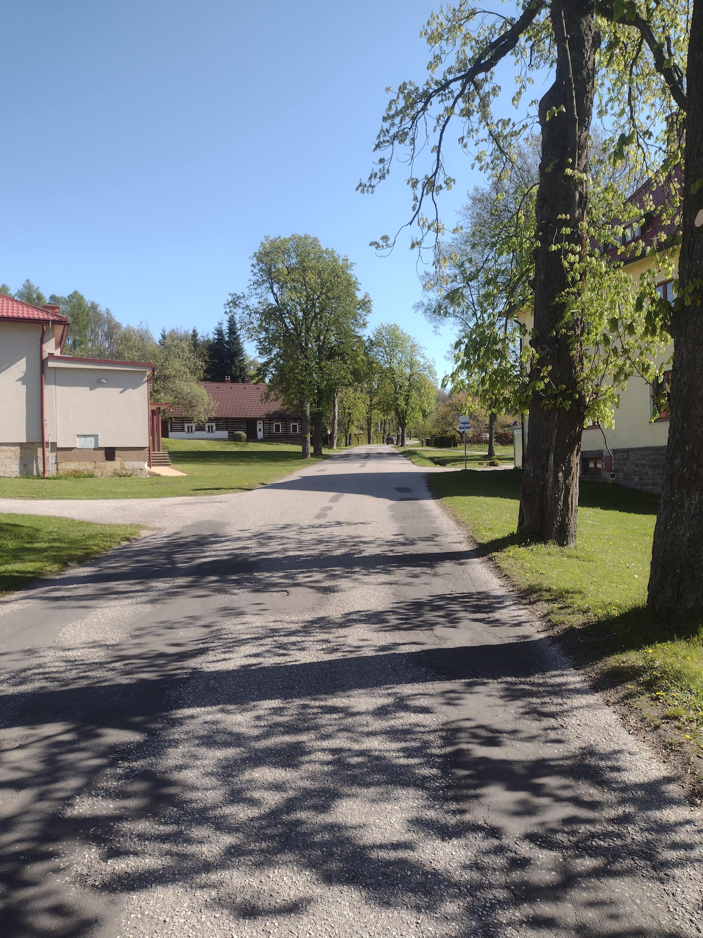 Horní Brusnice - obecní úřad foto 2